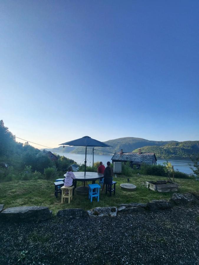 Nydelig Beliggenhet, Fjord Utsikt - Elegant Rom Hotel Берген Екстериор снимка